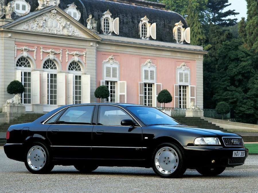  Audi A8 L 6.0 Quattro (D2) 2001 года  (фото 18 из 27)
